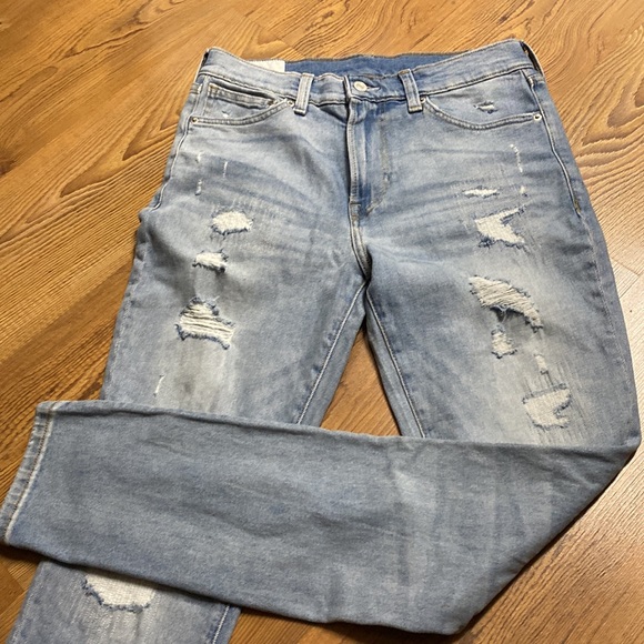 H&M trashed skinny jeans - Picture 3 of 7